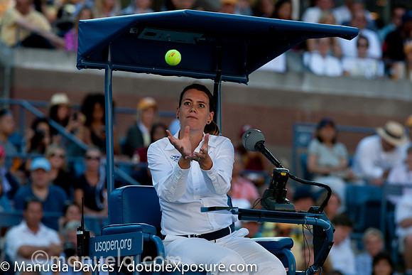 Chair umpire Louise Engzell