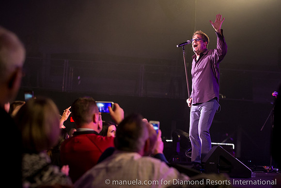Huey Lewis