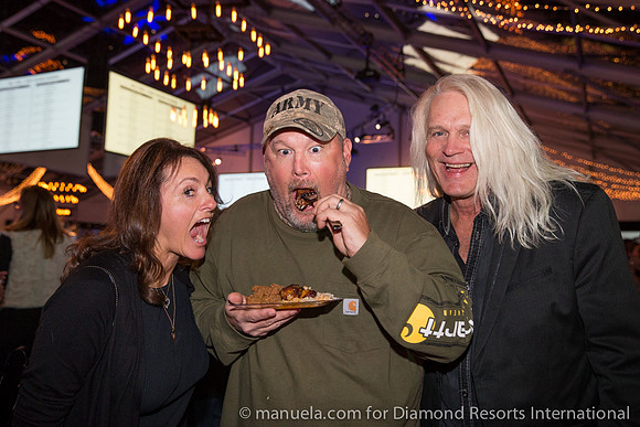 Larry the Cable Guy with guests
