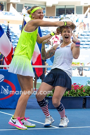 Lucie Safarova (CZE) and Bethanie Mattek-Sands (USA)