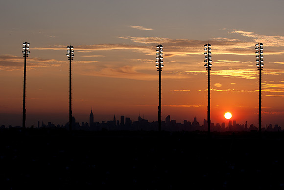 Ambiance - sunset over Manhattan